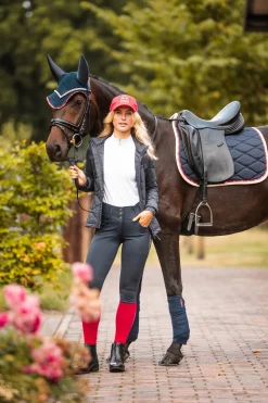 Amory Dressurschabracke mit Monogrammbestickung