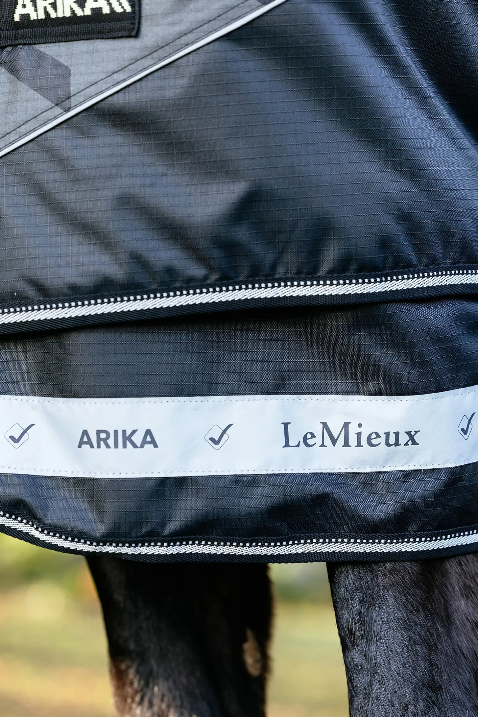 Arika reflektierende Weidedecke mit abnehmbarem Halsteil, 200 g