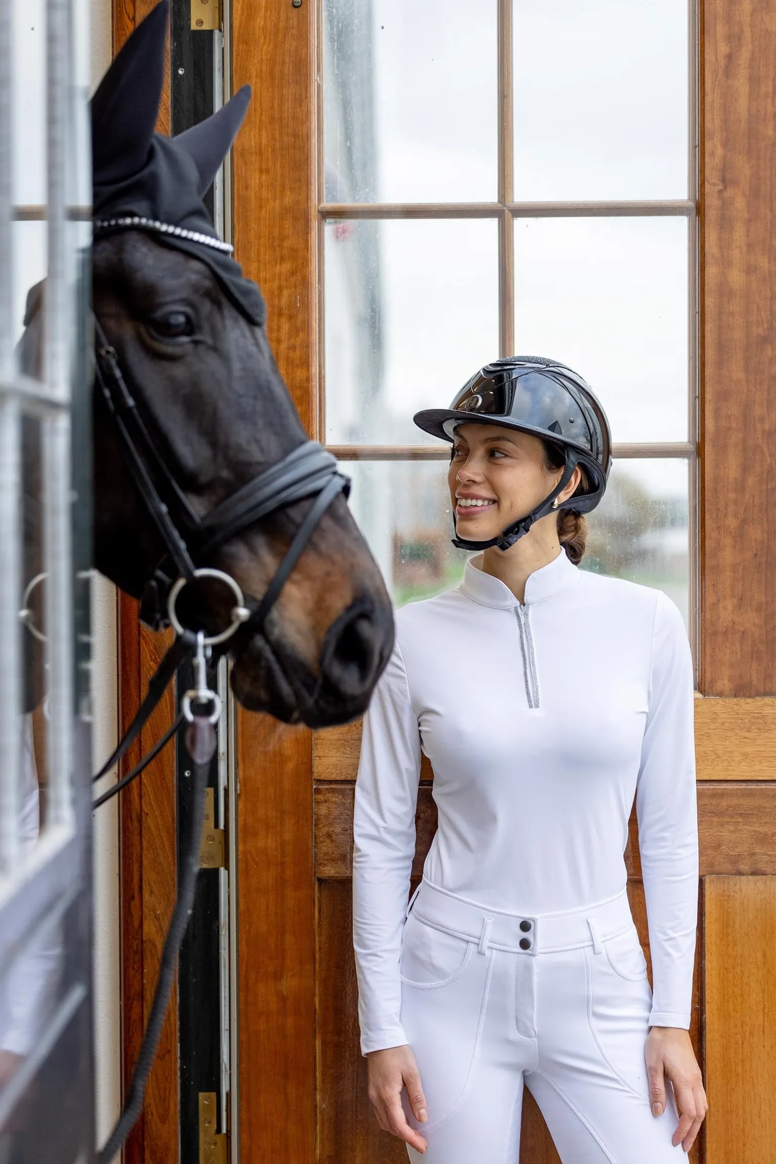 Avance Glossy Glitter Reithelm