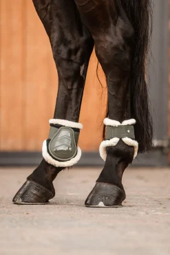 Caliber Streichkappen mit Kunstfellfutter