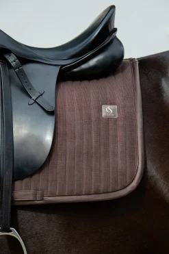 Classic Sports Dressur Schabracke Cord Emblem SS24