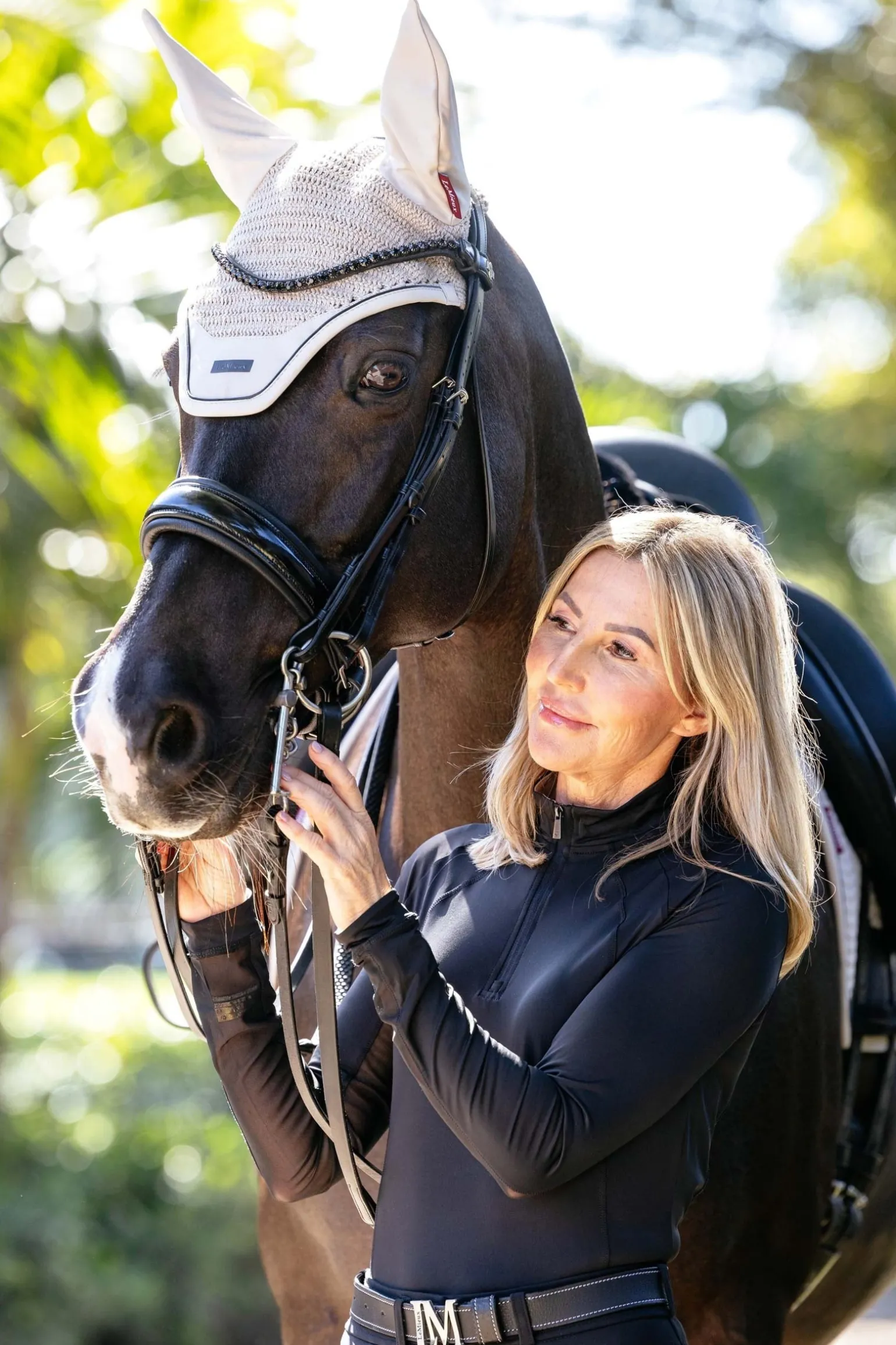 Essence Akustik-Fliegenohren