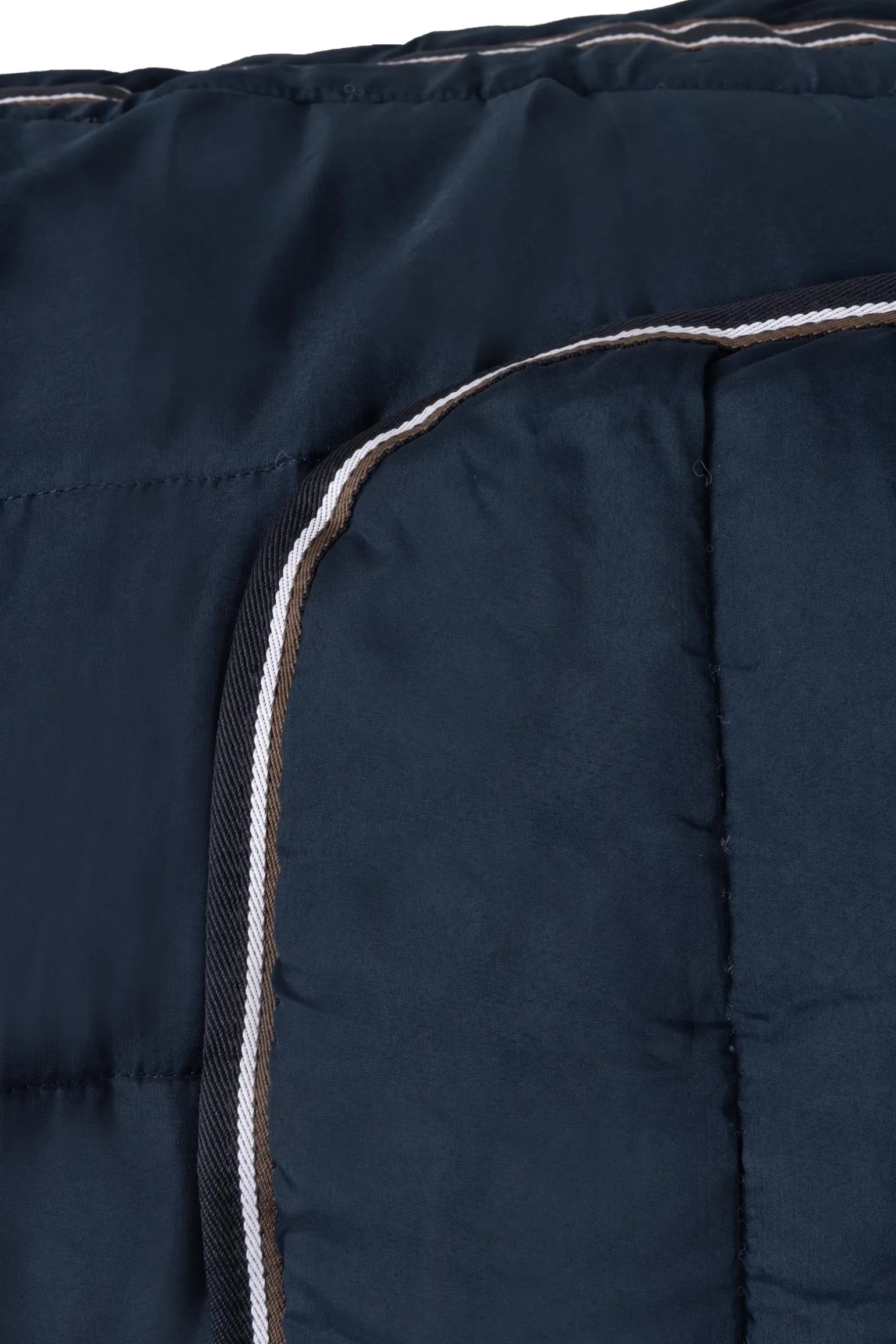 Glasgow Stalldecke / Unterdecke mit Halsteil, 150g