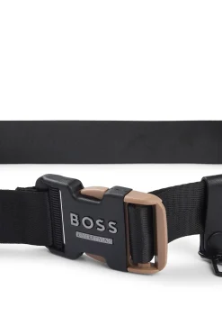 Gürtel mit Schnalle