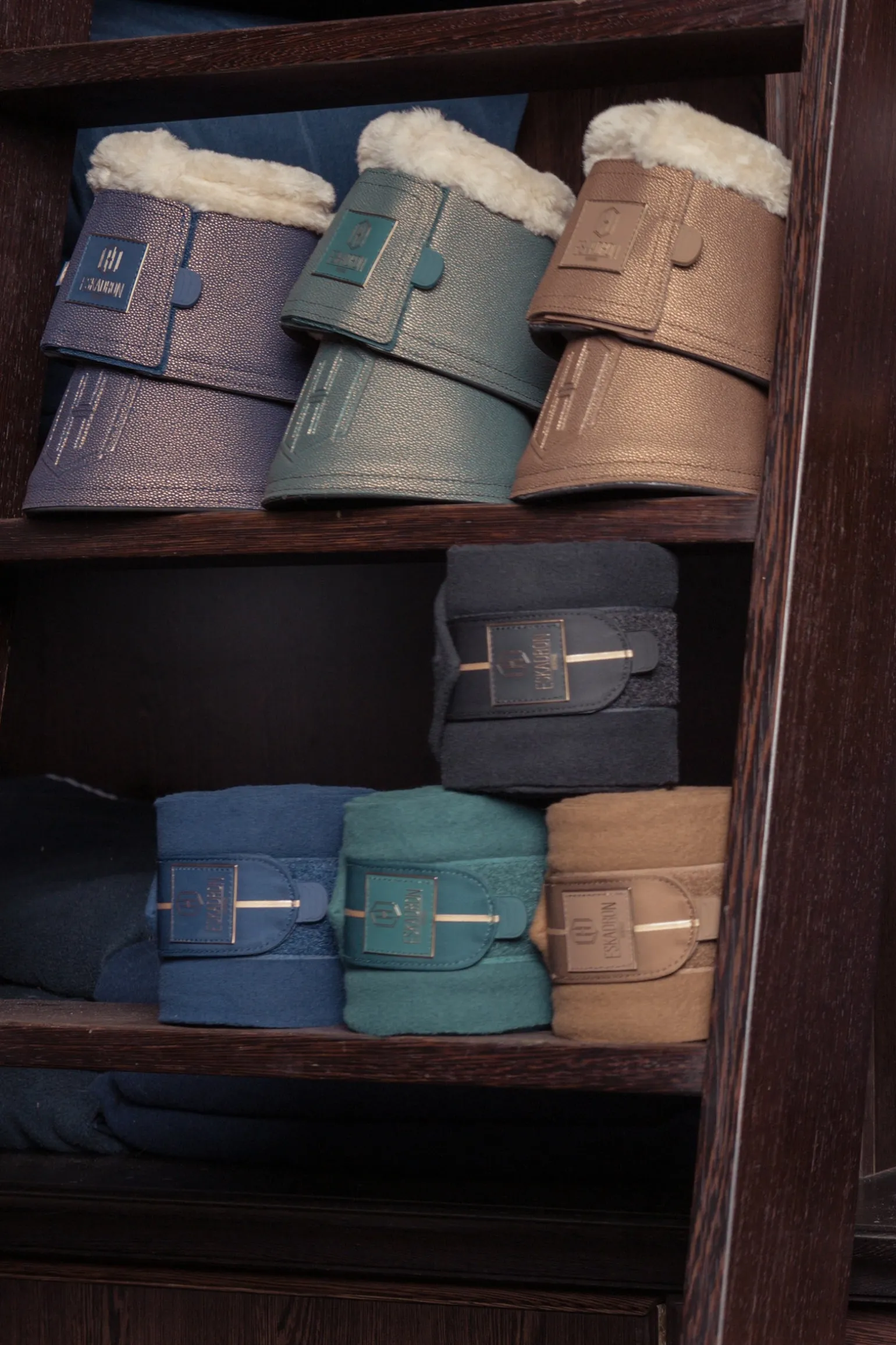 Heritage AW24 Stingray Fauxfur Hufglocken