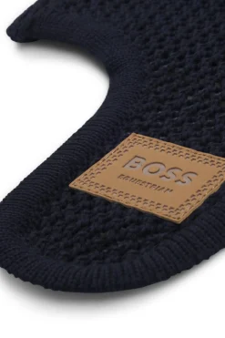 Monochrome Fliegenhaube