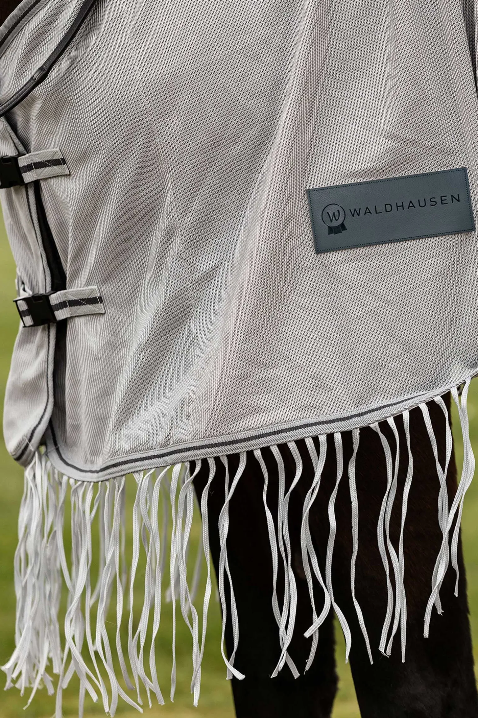 Protect Ausreit-Fliegendecke mit Fransen