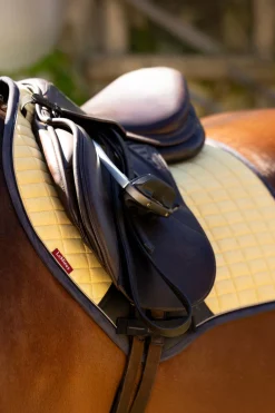 Suede Square CC Springschabracke