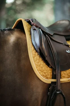 Velvet Springschabracke