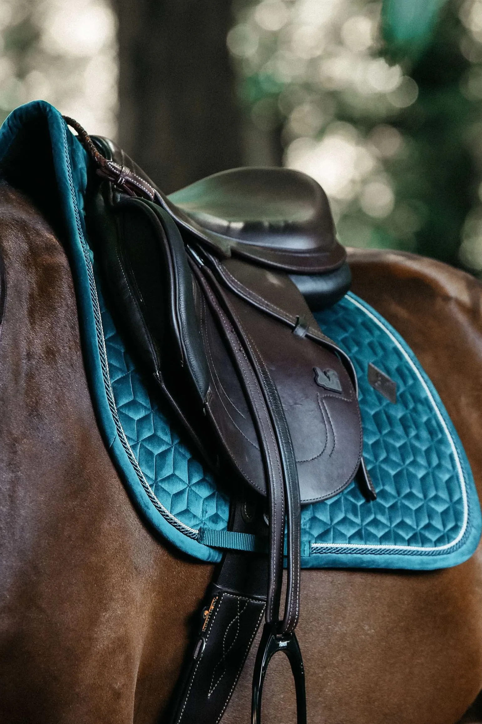 Velvet Springschabracke